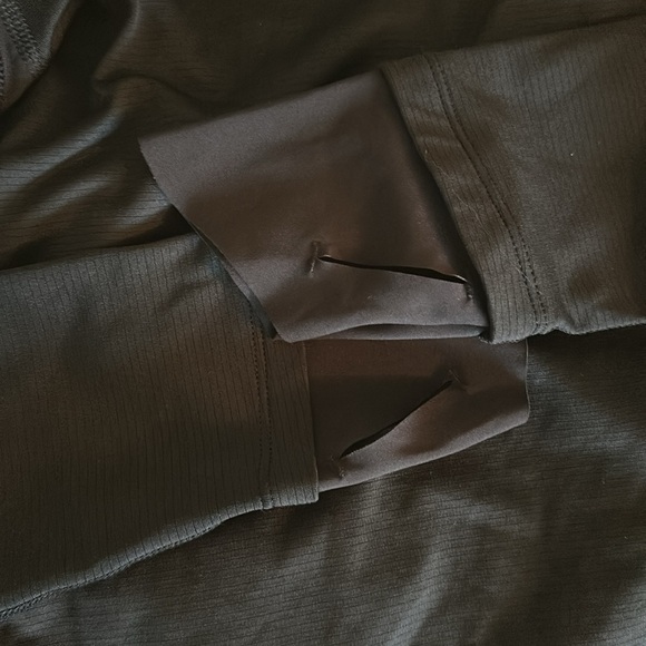 Hoodie  threadeorne under armour(SM) - Picture 12 of 14